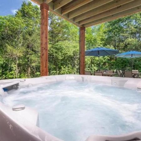 Vila Premier Retreat With Hot Tub, Theater & Pool Table Hollister Exteriér fotografie