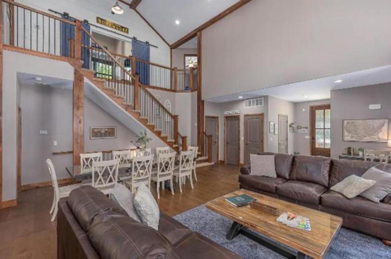 Vila Premier Retreat With Hot Tub, Theater & Pool Table Hollister Exteriér fotografie